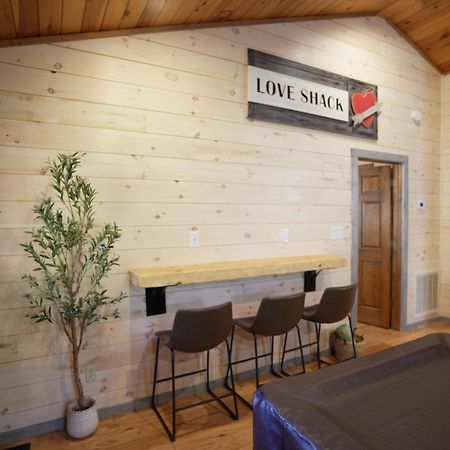 Love Shack Sevierville Εξωτερικό φωτογραφία