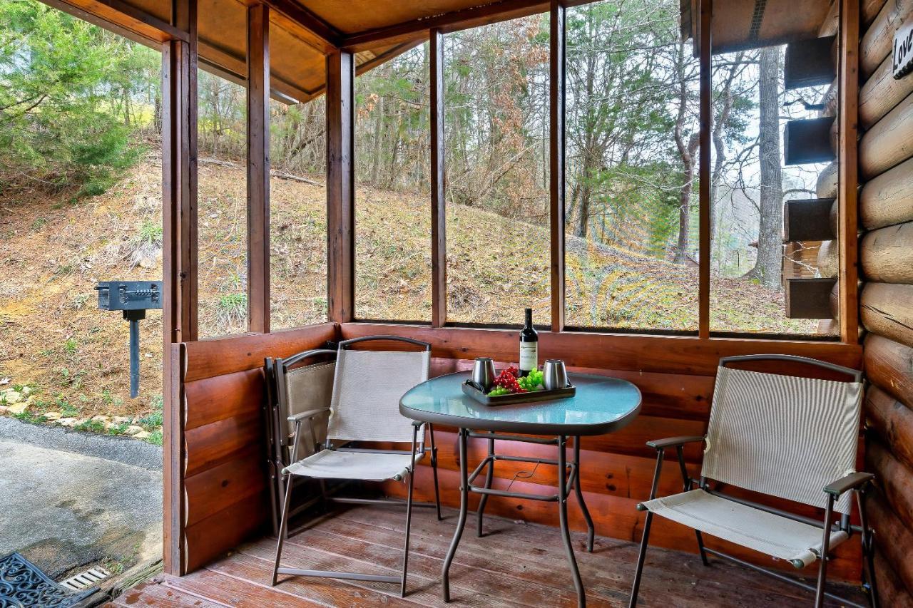 Love Shack Sevierville Εξωτερικό φωτογραφία